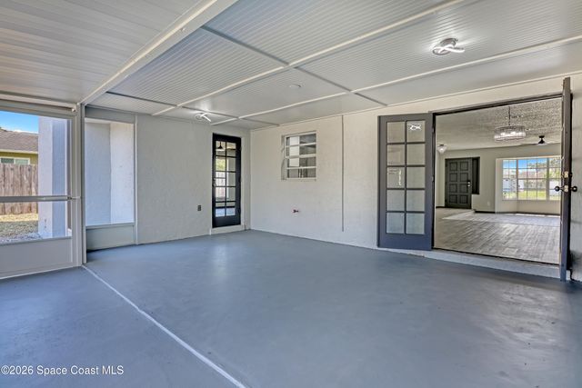 999 Castile Road SE, Palm Bay, FL 32909