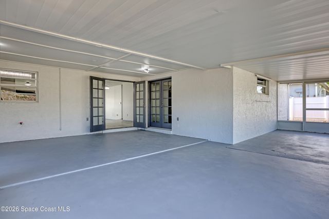 999 Castile Road SE, Palm Bay, FL 32909