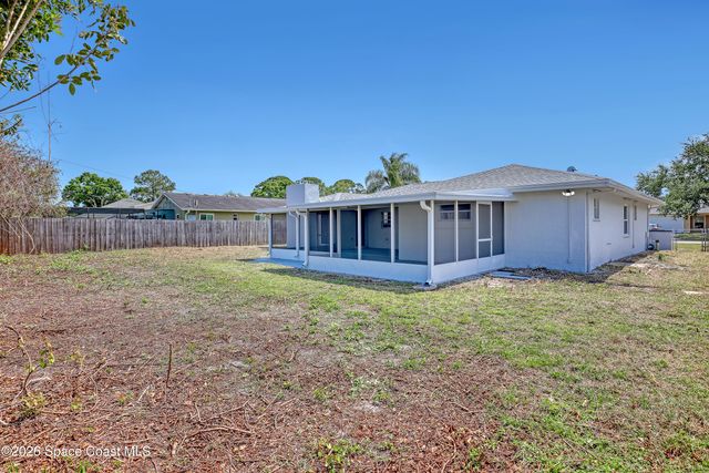 999 Castile Road SE, Palm Bay, FL 32909
