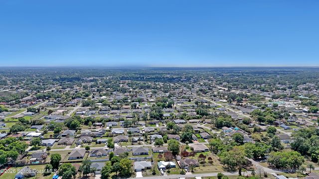 999 Castile Road SE, Palm Bay, FL 32909