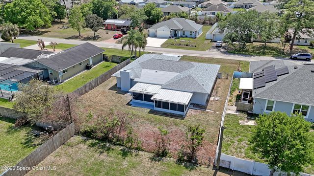 999 Castile Road SE, Palm Bay, FL 32909