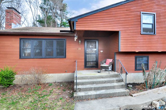121 Wedgewood Drive, Torrington, CT 06790