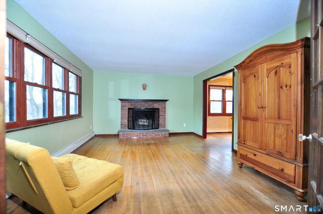 121 Wedgewood Drive, Torrington, CT 06790