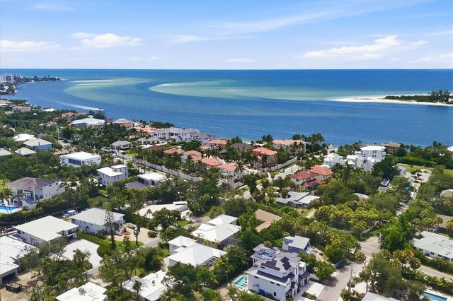 3913 ROBERTS POINT ROAD, Sarasota, FL 34242