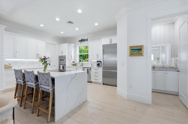 3913 ROBERTS POINT ROAD, Sarasota, FL 34242