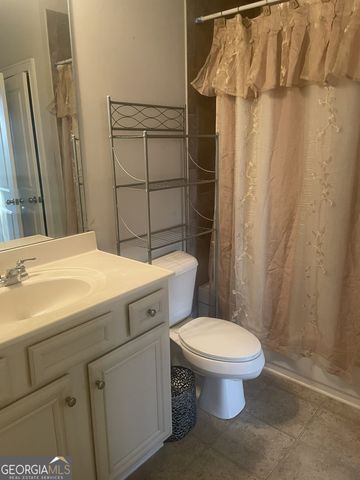 615 Birkdale Drive, Fairburn, GA 30213