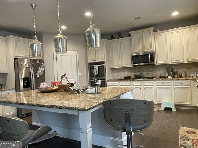 615 Birkdale Drive, Fairburn, GA 30213