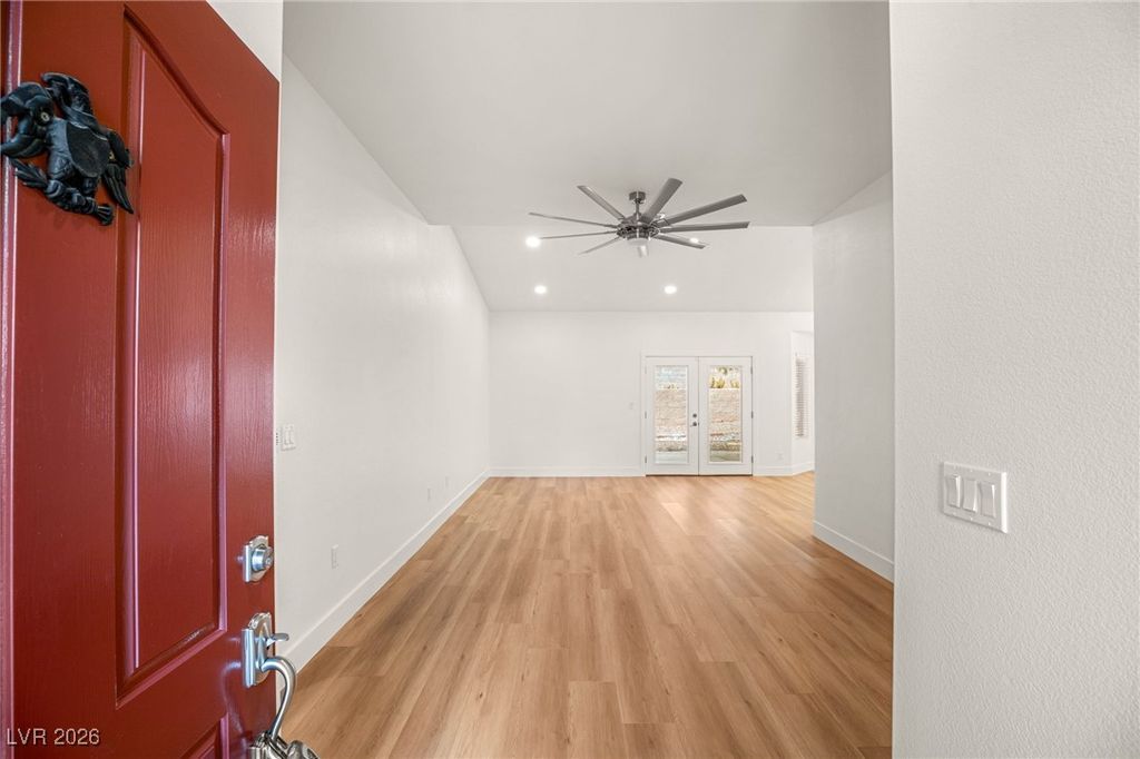 Image 3 of property listing at 2009 Emery Street, Las Vegas, NV 89134