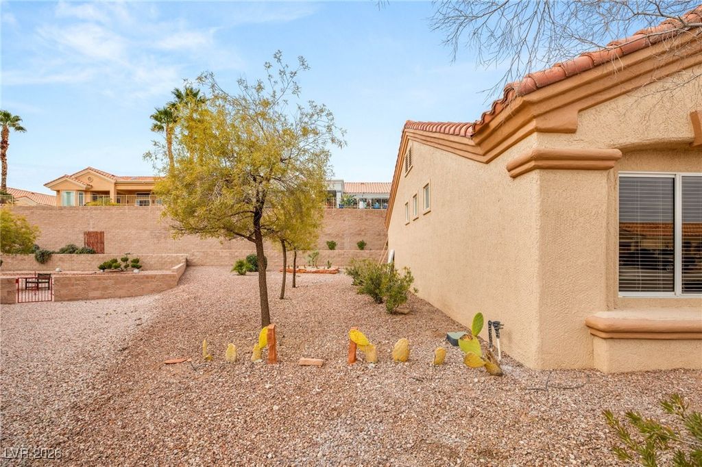 Image 40 of property listing at 2009 Emery Street, Las Vegas, NV 89134