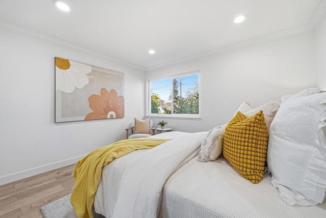 18660 Devon Avenue, Saratoga, CA 95070