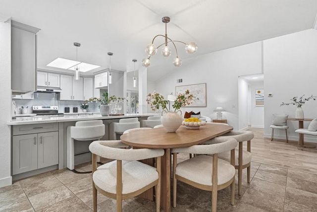 18660 Devon Avenue, Saratoga, CA 95070