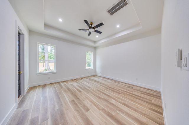 315 Autumn Oak Street, New Caney, TX 77357