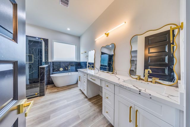 315 Autumn Oak Street, New Caney, TX 77357