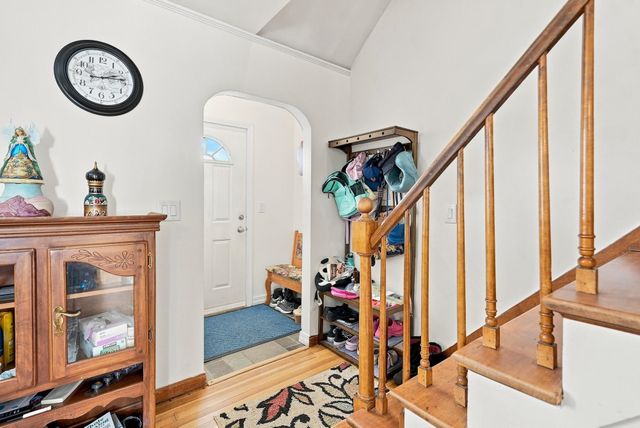 47 McIntosh Avenue, South Burlington, VT 05403