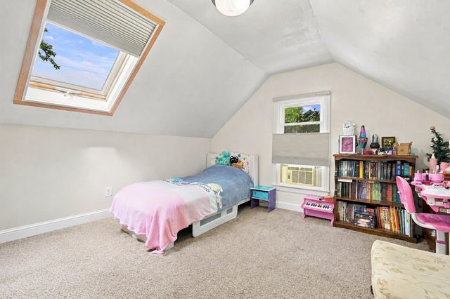 47 McIntosh Avenue, South Burlington, VT 05403