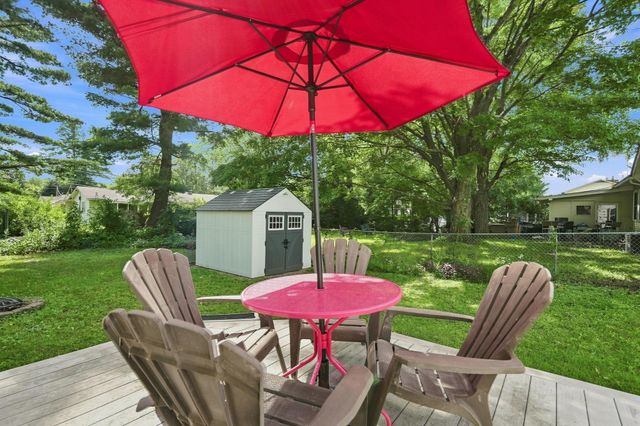 47 McIntosh Avenue, South Burlington, VT 05403