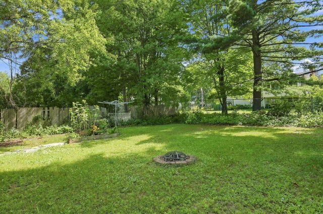 47 McIntosh Avenue, South Burlington, VT 05403