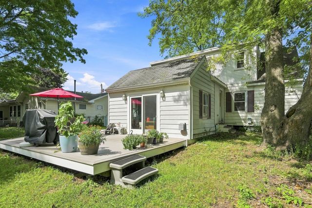 47 McIntosh Avenue, South Burlington, VT 05403