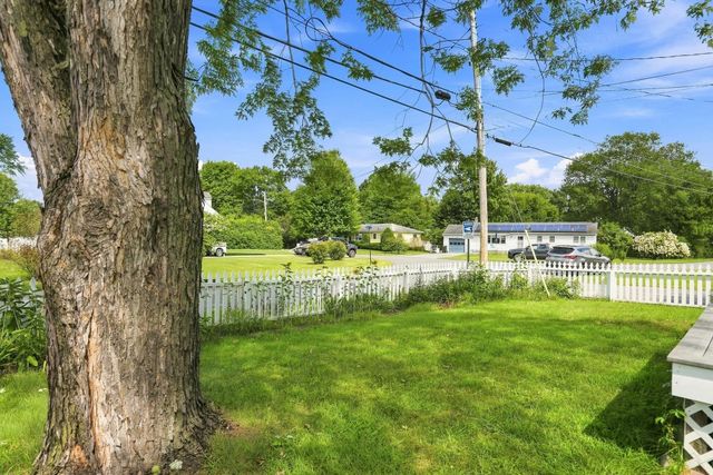 47 McIntosh Avenue, South Burlington, VT 05403