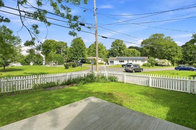 47 McIntosh Avenue, South Burlington, VT 05403
