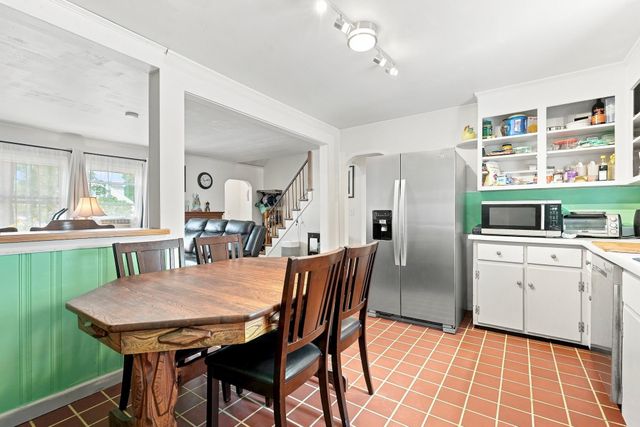 47 McIntosh Avenue, South Burlington, VT 05403