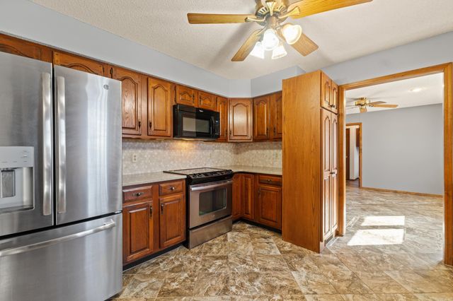 1710 Ashbriar Drive, Mountain Home, AR 72653