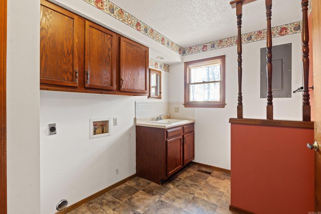 1710 Ashbriar Drive, Mountain Home, AR 72653