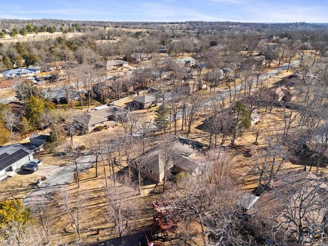 1710 Ashbriar Drive, Mountain Home, AR 72653