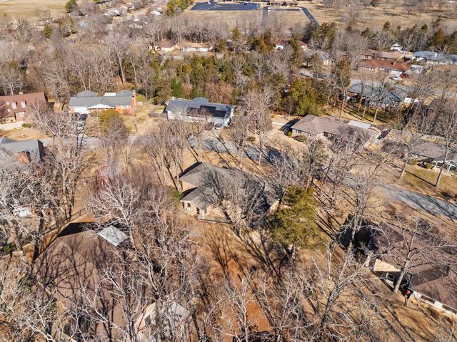 1710 Ashbriar Drive, Mountain Home, AR 72653