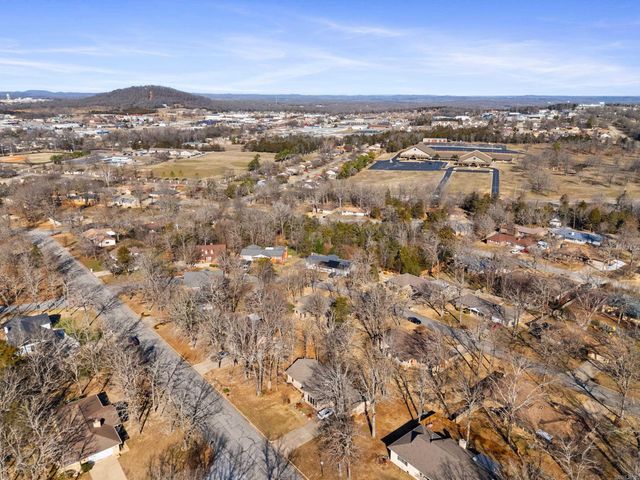 1710 Ashbriar Drive, Mountain Home, AR 72653