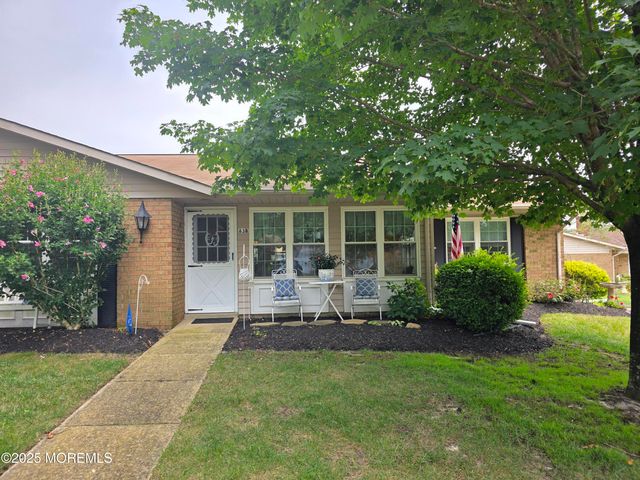 83B Cambridge Circle, Manchester, NJ 08759