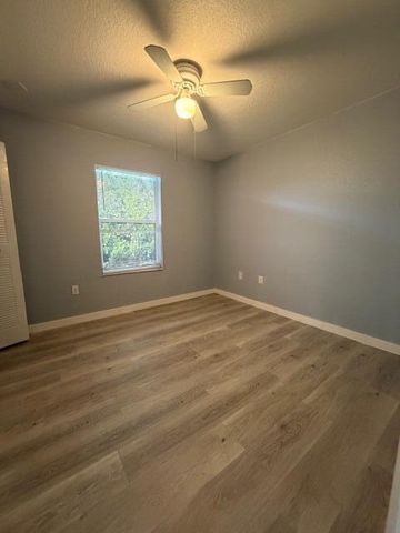 3282 NW 75th Way, Hollywood, FL 33024