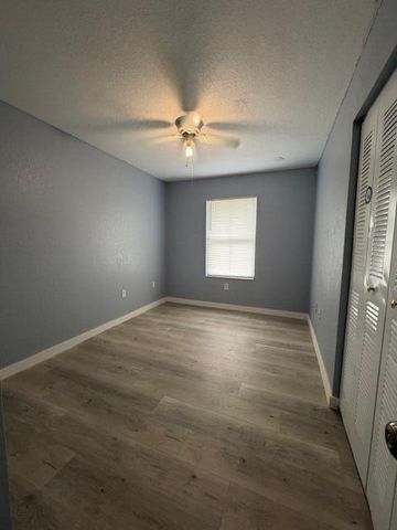3282 NW 75th Way, Hollywood, FL 33024