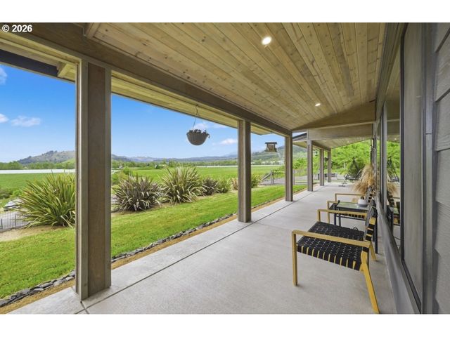33192 WILKINS Rd, Eugene, OR 97408