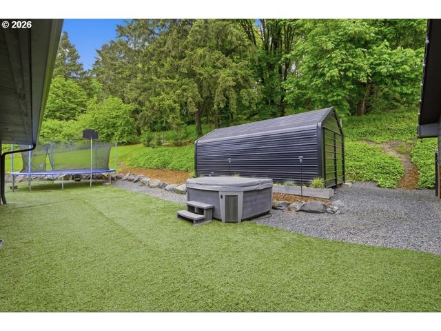 33192 WILKINS Rd, Eugene, OR 97408