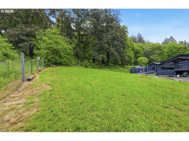 33192 WILKINS Rd, Eugene, OR 97408