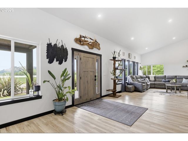 33192 WILKINS Rd, Eugene, OR 97408