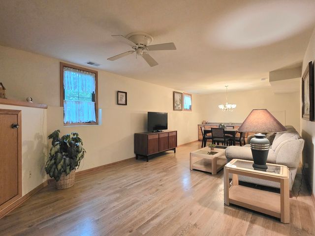 601 Lisson, New Lenox, IL 60451