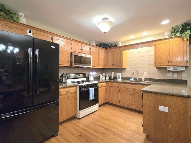 601 Lisson, New Lenox, IL 60451