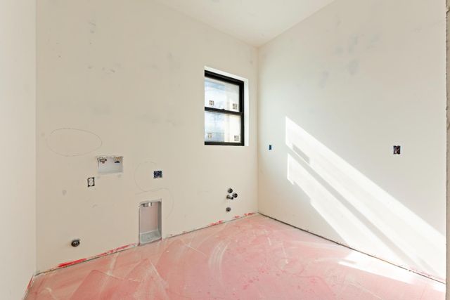 13016 Austin Forest Cir, Auburn, CA 95602