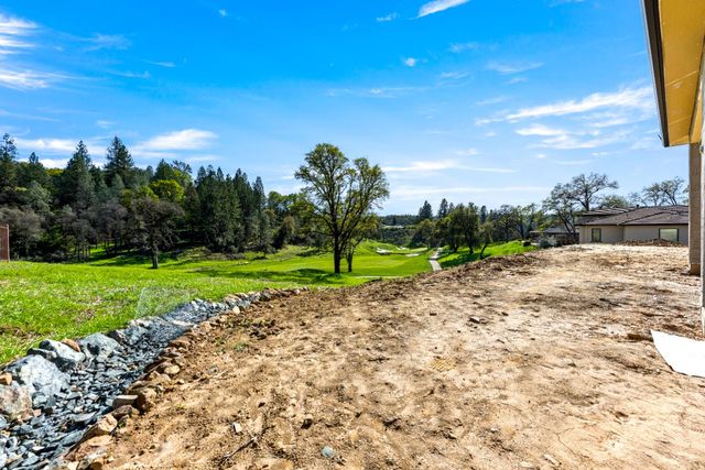 13016 Austin Forest Cir, Auburn, CA 95602