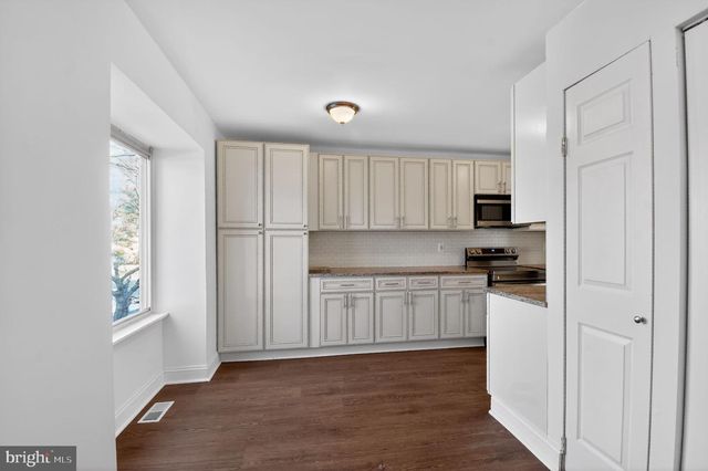 8912 CENTERWAY RD, Gaithersburg, MD 20879