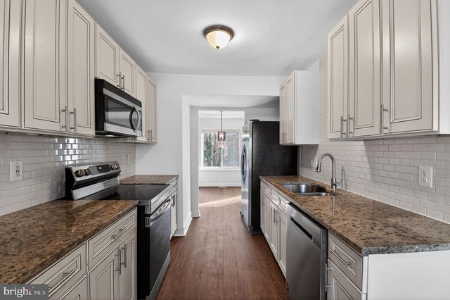 8912 CENTERWAY RD, Gaithersburg, MD 20879