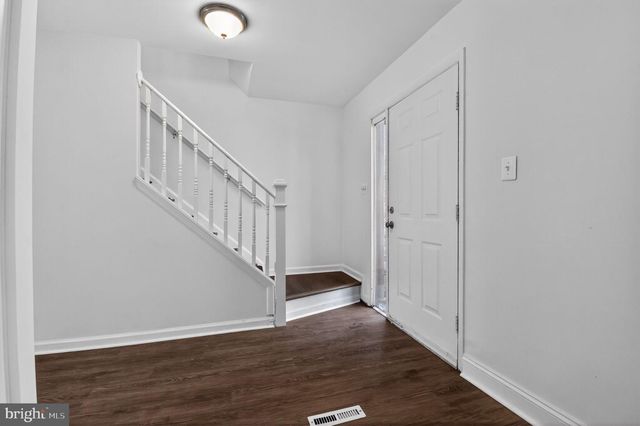 8912 CENTERWAY RD, Gaithersburg, MD 20879