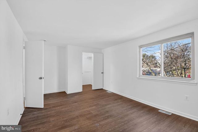 8912 CENTERWAY RD, Gaithersburg, MD 20879