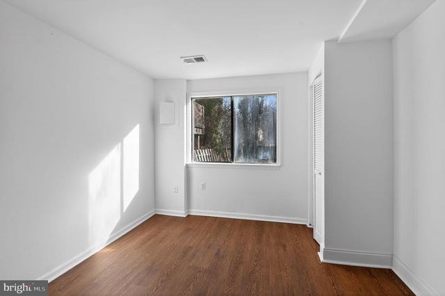 8912 CENTERWAY RD, Gaithersburg, MD 20879