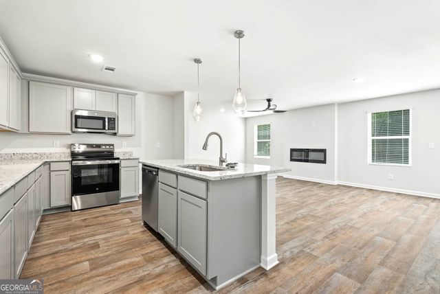 201 Friesian Way, Hogansville, GA 30230