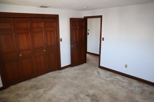 22 Pitcairn St, Revere, MA 02151