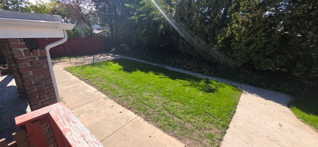 22 Pitcairn St, Revere, MA 02151