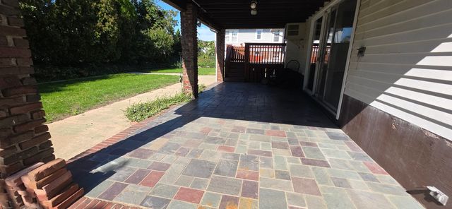 22 Pitcairn St, Revere, MA 02151